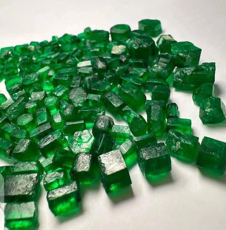Javaaz rough emerald crystals